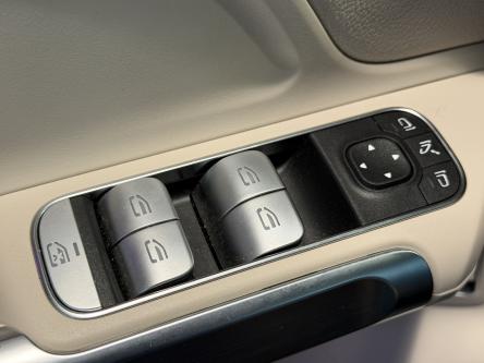 MERCEDES-BENZ GLB 180 Progressive Panorama, Trekhaak, Night Pack, Led, Mbux