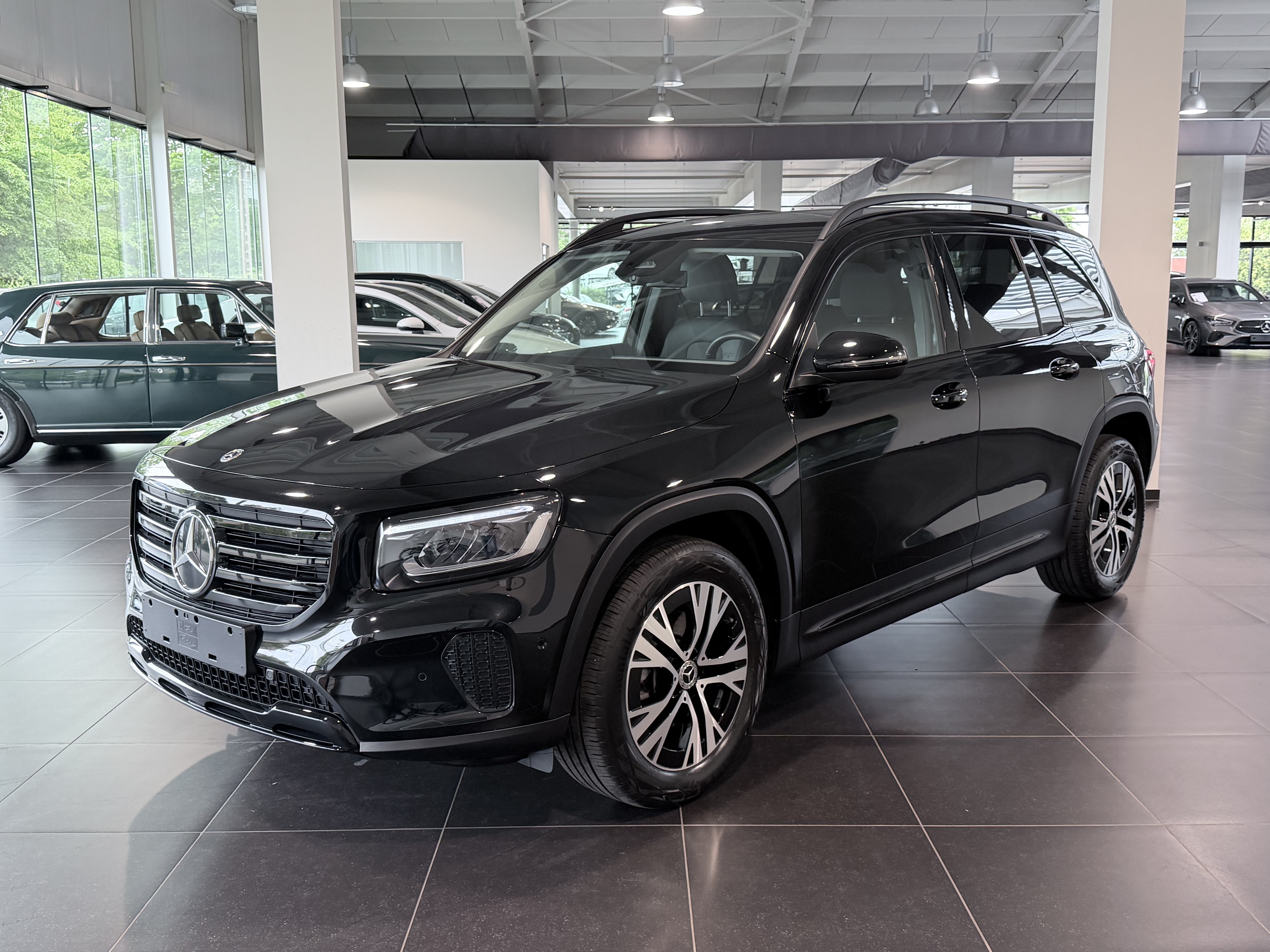 MERCEDES-BENZ GLB 180 Progressive 7 Seats, Night Pack, Camera, Led