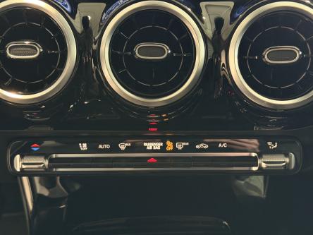 MERCEDES-BENZ CLA 180 Progressive Panorama, Guard 360, Led, Camera