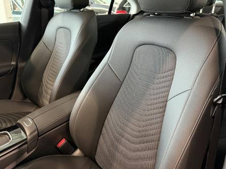 MERCEDES-BENZ CLA 180 Progressive Panorama, Guard 360, Led, Camera