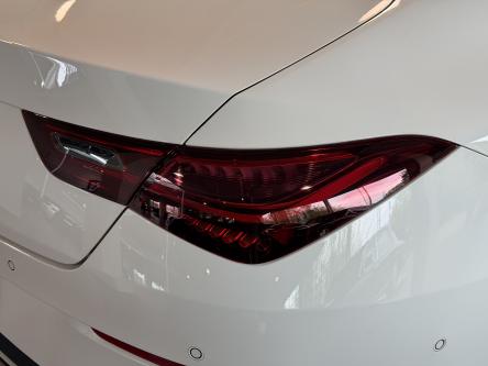 MERCEDES-BENZ CLA 180 Progressive Panorama, Guard 360, Led, Camera