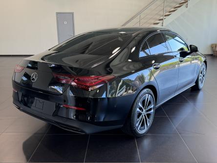 MERCEDES-BENZ CLA 180 Progressive Night Pack, Burmester Sound, 360 Camera, Distronic