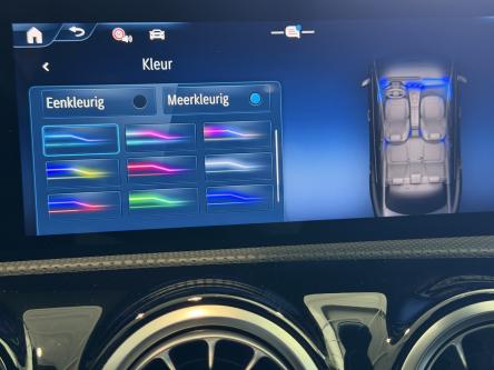 MERCEDES-BENZ CLA 180 Progressive Night Pack, Burmester Sound, 360 Camera, Distronic