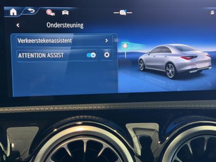 MERCEDES-BENZ CLA 180 Progressive Night Pack, Burmester Sound, 360 Camera, Distronic
