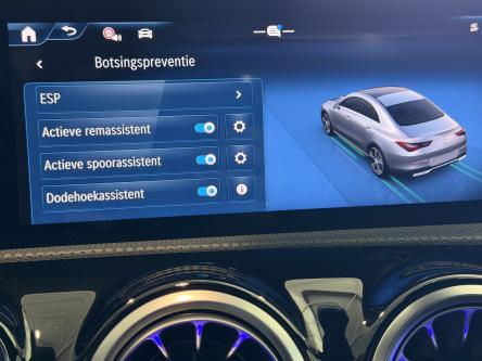 MERCEDES-BENZ CLA 180 Progressive Night Pack, Burmester Sound, 360 Camera, Distronic
