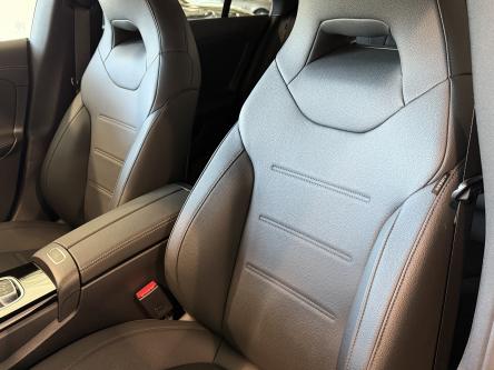 MERCEDES-BENZ CLA 180 Progressive Night Pack, Burmester Sound, 360 Camera, Distronic