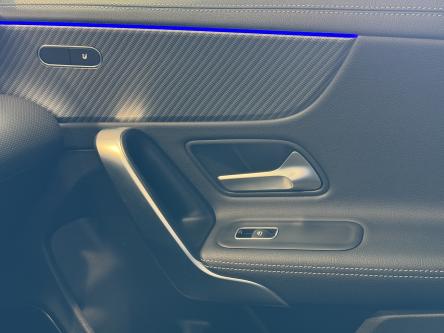 MERCEDES-BENZ CLA 180 Progressive Night Pack, Burmester Sound, 360 Camera, Distronic