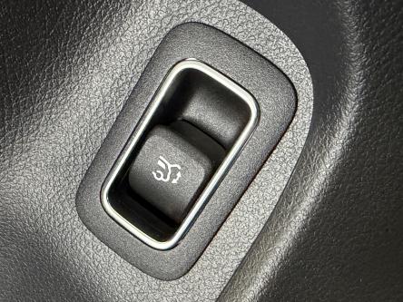 MERCEDES-BENZ CLA 180 SB Progressive Night Pack, Keyless-Go, Distronic, Camera, Led