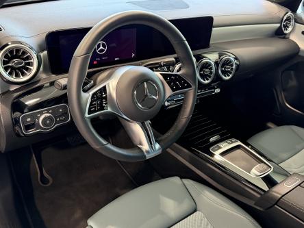 MERCEDES-BENZ CLA 180 SB Progressive Night Pack, Keyless-Go, Distronic, Camera, Led