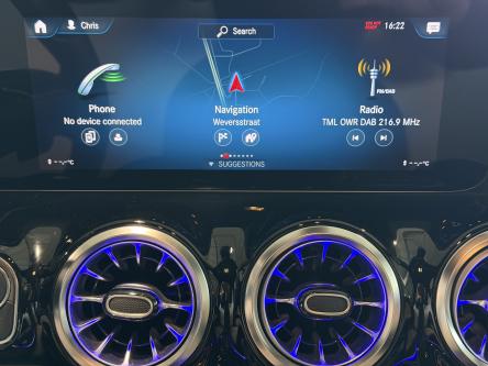 MERCEDES-BENZ GLA 220 d 4M Amg Camera, keyless-Go, Led