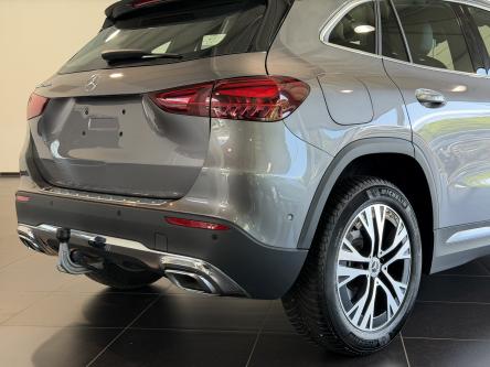 MERCEDES-BENZ GLA 250 e Progressive Trekhaak, Memory Seats, Camera, Sfeerverlichting, Led