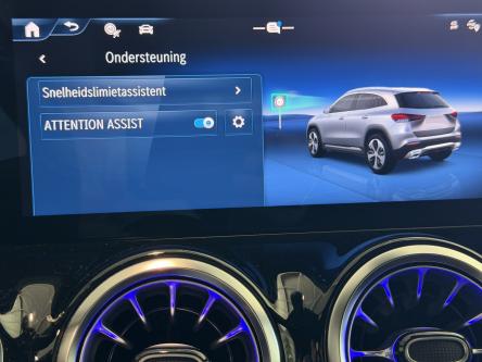 MERCEDES-BENZ GLA 250 e Progressive Trekhaak, Memory Seats, Camera, Sfeerverlichting, Led