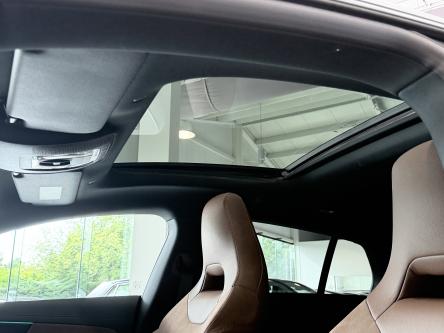 MERCEDES-BENZ CLA 250 e SB AMG Night Pack, Panorama, Advanced Sound, Keyless-Go, Led
