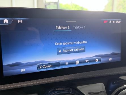 MERCEDES-BENZ CLA 250 e SB AMG Night Pack, Panorama, Advanced Sound, Keyless-Go, Led