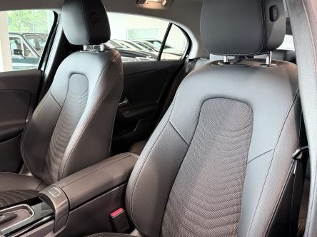 MERCEDES-BENZ A 180 Progressive Distronic, Pdc, Led, Camera, Smartphone Integration