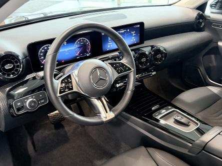 MERCEDES-BENZ A 180 Progressive Distronic, Pdc, Led, Camera, Smartphone Integration