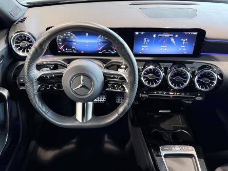 MERCEDES-BENZ A 180 AMG Keyless-Go, Camera, Led, Pdc, Smartphone Integration