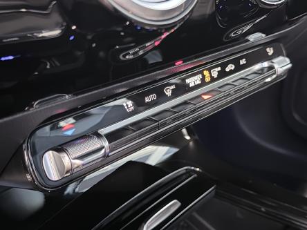 MERCEDES-BENZ A 180 AMG Keyless-Go, Camera, Led, Pdc, Smartphone Integration