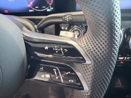 MERCEDES-BENZ A 180 AMG Keyless-Go, Camera, Led, Pdc, Smartphone Integration