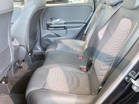 MERCEDES-BENZ B 180 Progressive Achteruitrij Camera, Pdc, Led