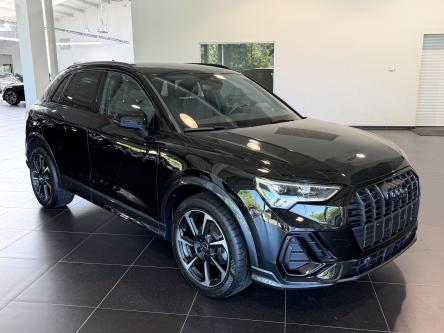 AUDI Q3 35 TFSI S-Tronic  S-LINE Shadow Line, Pdc, Led