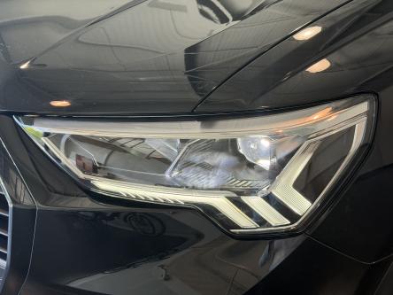 AUDI Q3 35 TFSI S-Tronic  S-LINE Shadow Line, Pdc, Led