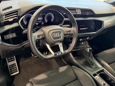AUDI Q3 35 TFSI S-Tronic  S-LINE Shadow Line, Pdc, Led