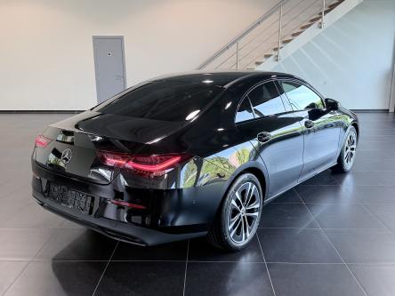 MERCEDES-BENZ CLA 180 Progressive Night Pack, Camera, Dodehoeks Assist, Mbux, Led, Pdc