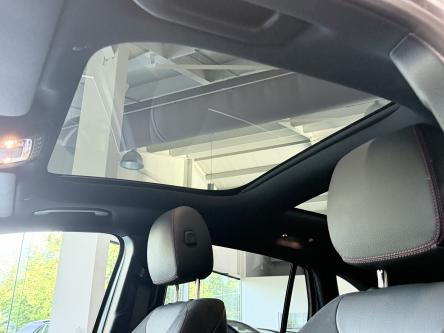 MERCEDES-BENZ EQA 300 4M AMG Panorama, Head-Up Display, 360 Camera, Distronic, Keyless-Go