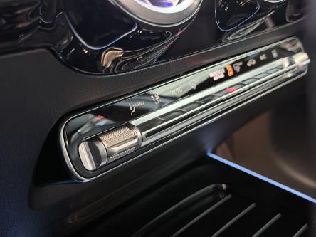 MERCEDES-BENZ EQA 300 4M AMG Panorama, Head-Up Display, 360 Camera, Distronic, Keyless-Go