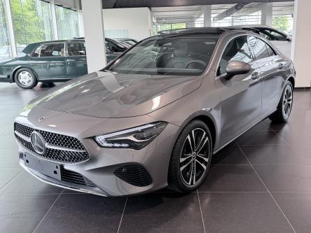 MERCEDES-BENZ CLA 180 Progressive 