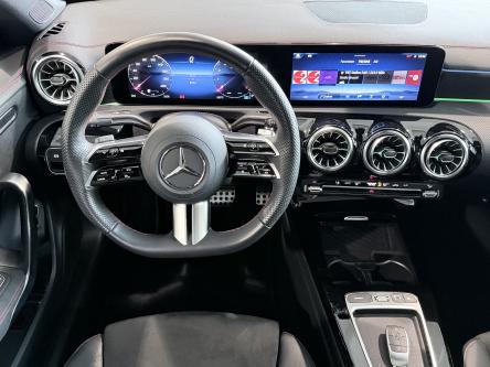 MERCEDES-BENZ CLA 180 AMG 