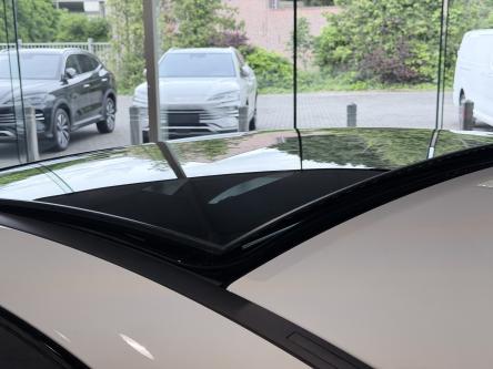 MERCEDES-BENZ CLA 180 AMG 