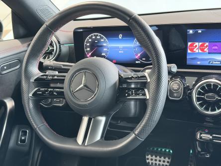 MERCEDES-BENZ CLA 180 AMG 