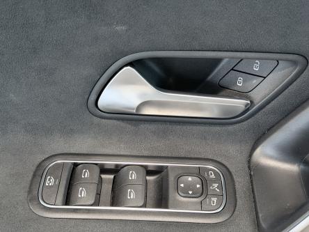 MERCEDES-BENZ CLA 180 AMG 