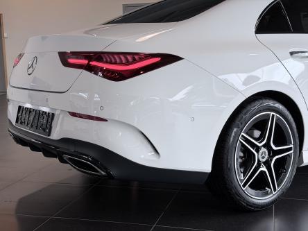 MERCEDES-BENZ CLA 180 AMG 