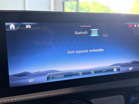 MERCEDES-BENZ A 250 e Amg Keyless-Go, Mbux, Led, Pdc, Camera