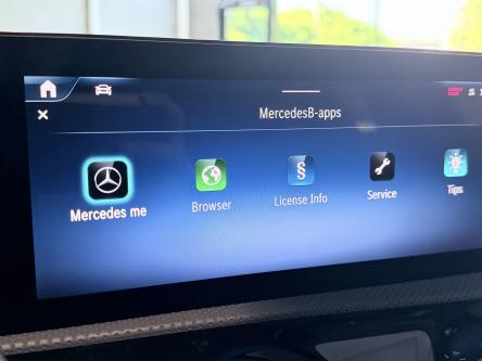 MERCEDES-BENZ A 250 e Amg Keyless-Go, Mbux, Led, Pdc, Camera