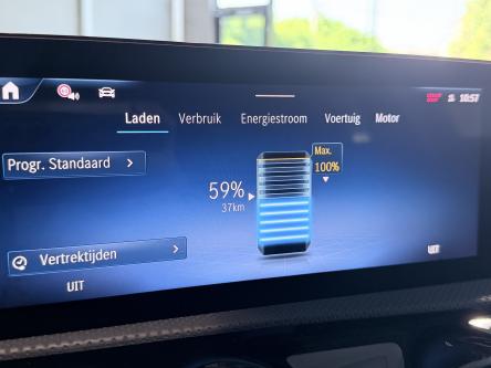 MERCEDES-BENZ A 250 e Amg Keyless-Go, Mbux, Led, Pdc, Camera