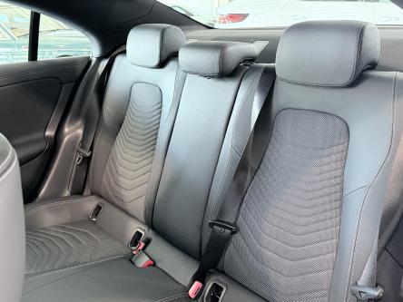 MERCEDES-BENZ CLA 180 Progressive Panorama, Night Pack, Standverwarming, Led, Camera
