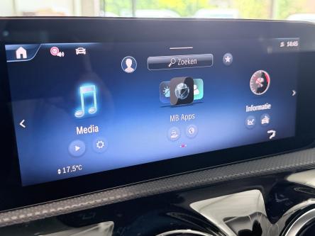 MERCEDES-BENZ CLA 180 Progressive Panorama, Night Pack, Standverwarming, Led, Camera