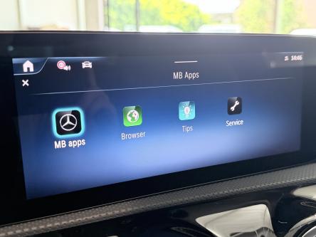 MERCEDES-BENZ CLA 180 Progressive Panorama, Night Pack, Standverwarming, Led, Camera