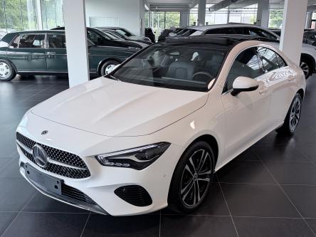 MERCEDES-BENZ CLA 180 Progressive Panorama, Night Pack, Standverwarming, Led, Camera