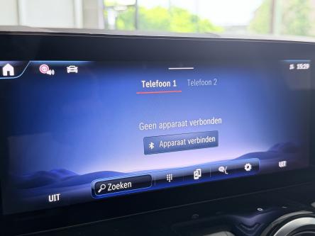 MERCEDES-BENZ EQA 250 + Progressive Panorama, Led, Camera, Mbux, Pdc