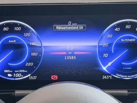 MERCEDES-BENZ EQA 250 + Progressive Panorama, Led, Camera, Mbux, Pdc