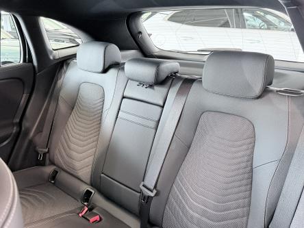 MERCEDES-BENZ EQA 250 + Progressive Panorama, Led, Camera, Mbux, Pdc