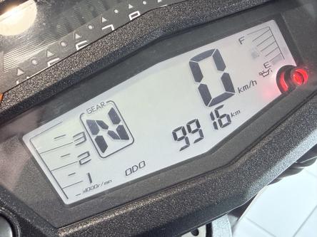 Kawasaki Z1000  AKRAPOVIC 9900KM!