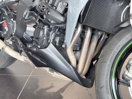 Kawasaki Z1000  AKRAPOVIC 9900KM!