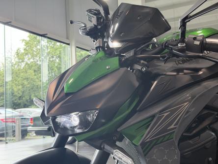 Kawasaki Z1000  AKRAPOVIC 9900KM!