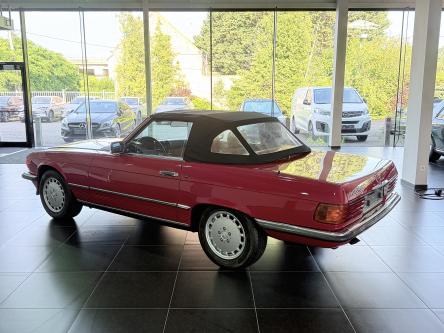 MERCEDES-BENZ SL 300  